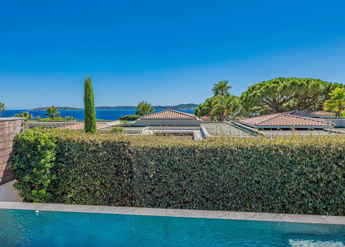 Villa in France 2 - 16116270