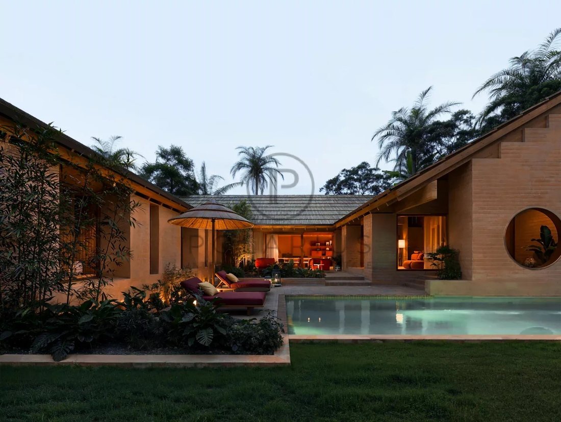 Villa in Tabanan, Bali, Indonesia 2 - 16937860