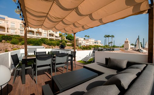 Penthouse in La Quinta, Benahavis, Andalusia 1
