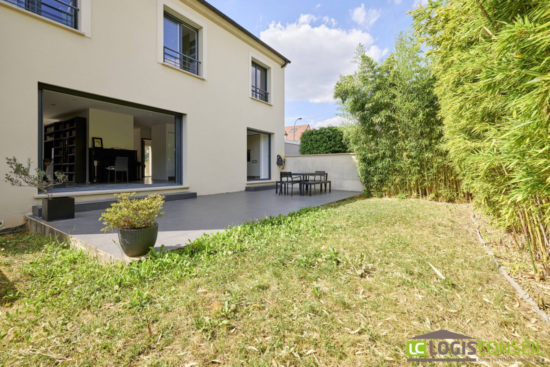 House in La Faiencerie-Le Clos Saint Cyr, Bourg-la-Reine, France 4 - 16942068