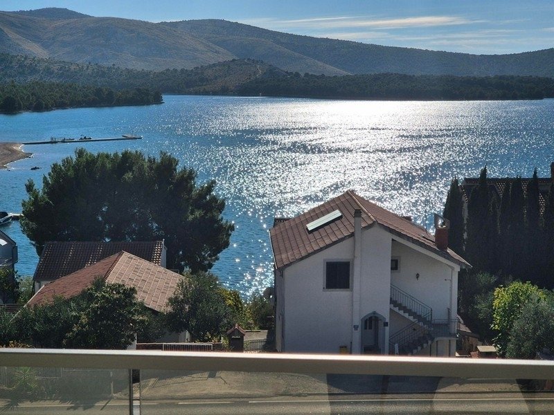 Villa in Sibenik, Sibenik-Knin County, Croatia 2 - 16854857