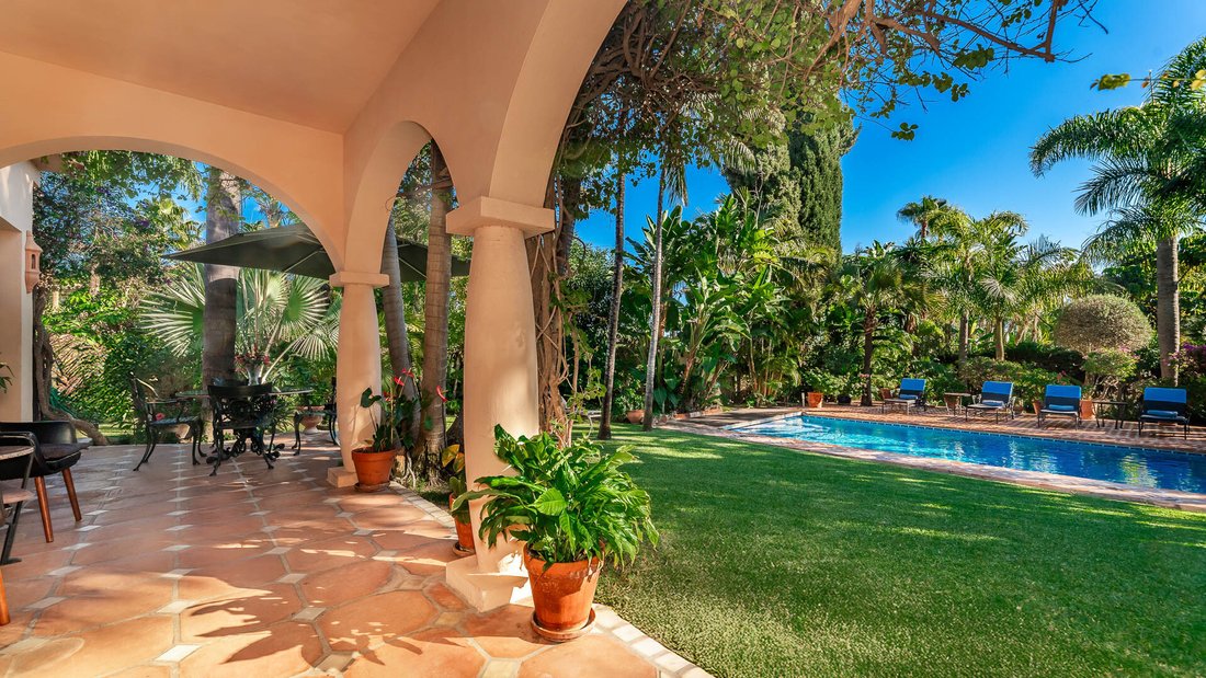 Villa in Puerto Banus, Marbella, Spain 3 - 16940052