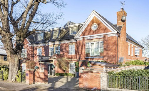 Wohnung in Ferney Hill, London Borough of Enfield, England 1