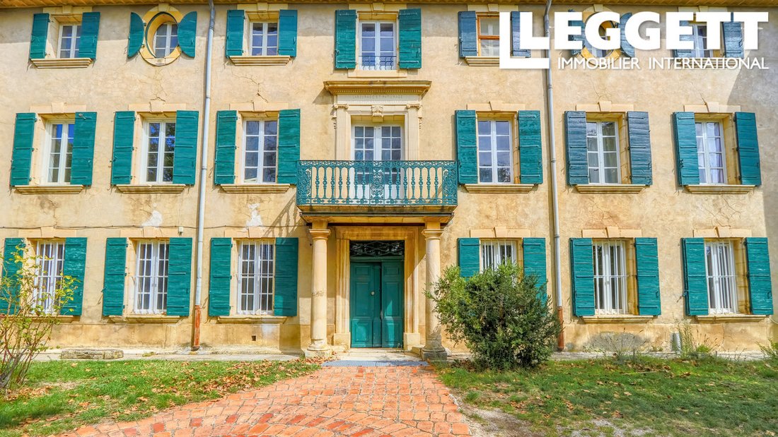 Castle in Rustrel, Provence-Alpes-Côte d'Azur, France 3 - 15007039