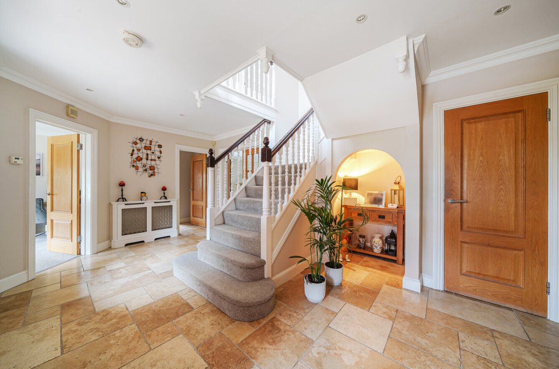 Casa en Hook Heath, Woking, Inglaterra 2 - 16940131