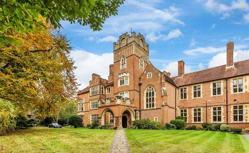 Casa a Pyrford Green, Woking, Inghilterra 1