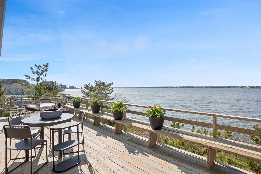 Westhampton Beach, New York, United States 2 - 16940706