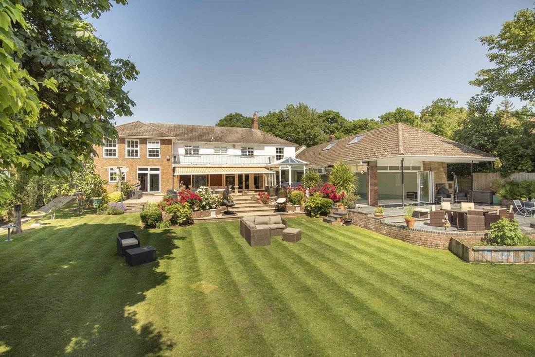 House in Cuffley, Northaw, England 4 - 16942903