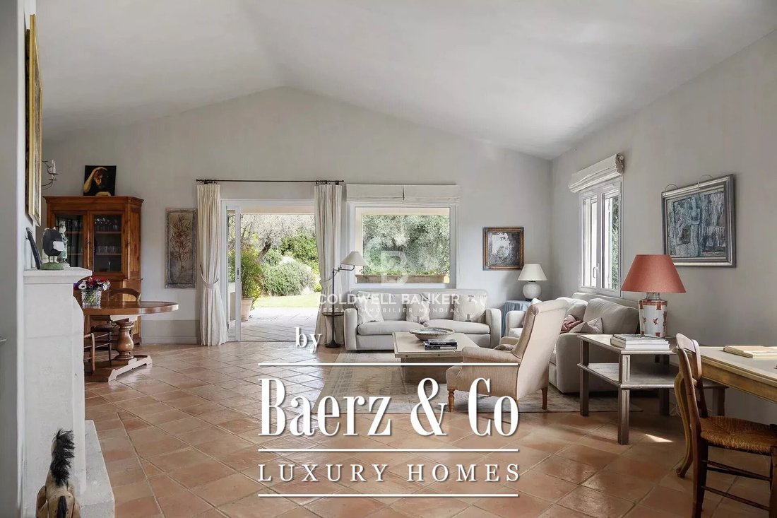 Villa in Valbonne, Provence-Alpes-Côte d'Azur, France 2 - 16942901