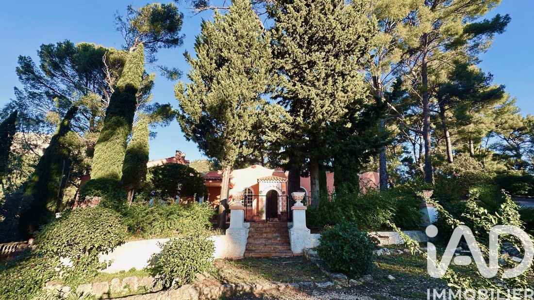 House in Solliès-Toucas, Provence-Alpes-Côte d'Azur, France 4 - 16938635