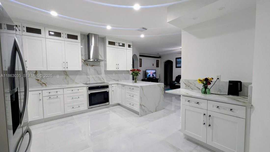 House in Miami, Florida, United States 5 - 16638142