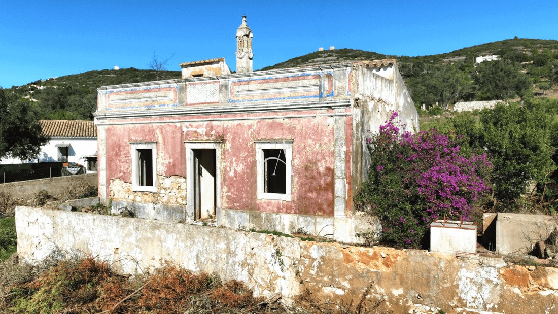 Santa Barbara de Nexe, Algarve, Portugal 1 - 16936728