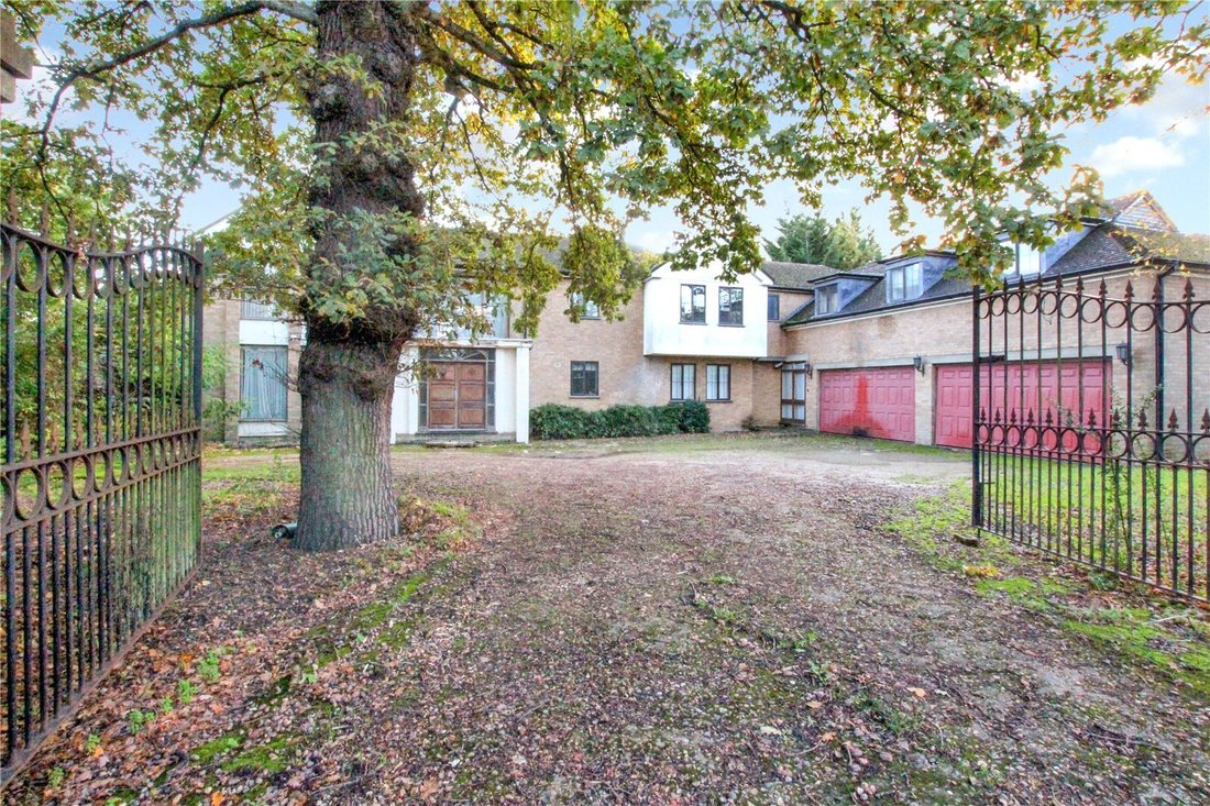 House in Ferney Hill, Enfield, England 1 - 16943078
