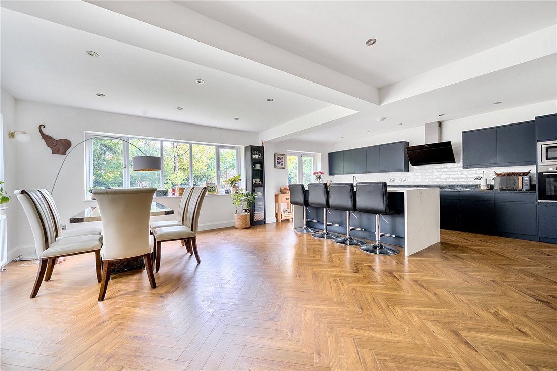 Casa a Merrow, Guildford, Inghilterra 2 - 16941067