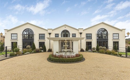 Haus in Waltham Cross, England 1