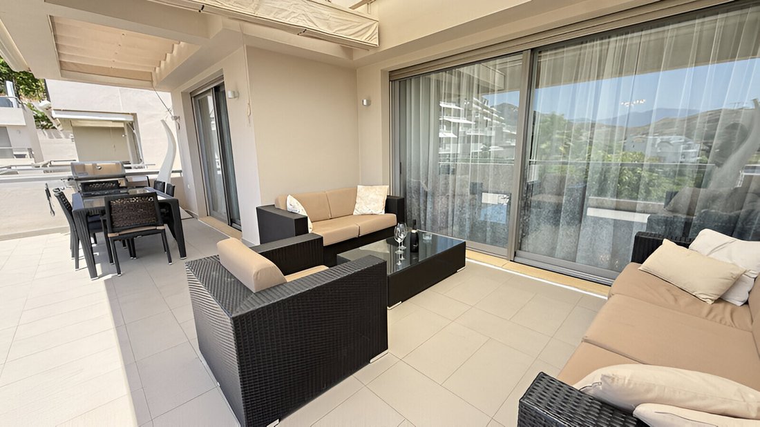Apartment in Benahavis, Andalusia, Spain 3 - 16942769