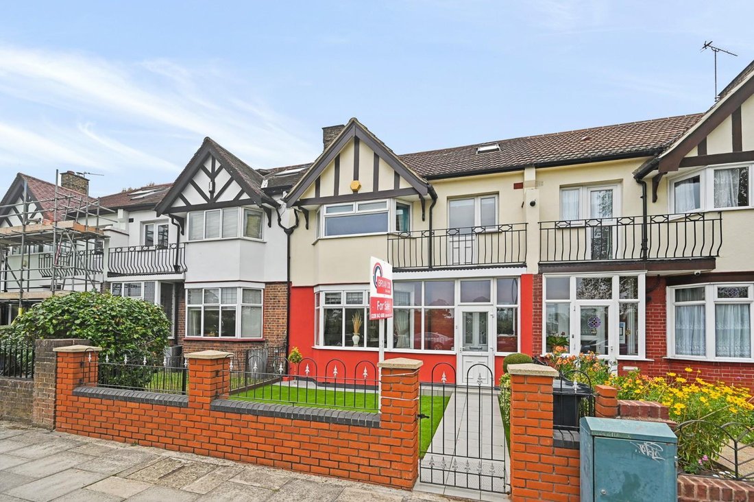 House in West Acton, Ealing, England 2 - 16939349