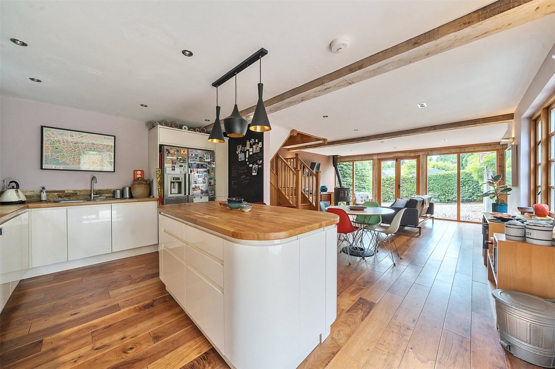 House in Liphook (Bramshott and Liphook), Liphook, England 3 - 16941477