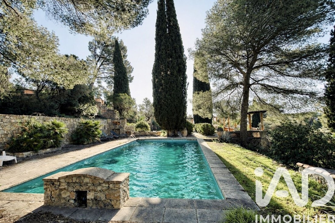 House in Solliès-Toucas, Provence-Alpes-Côte d'Azur, France 1 - 16938635