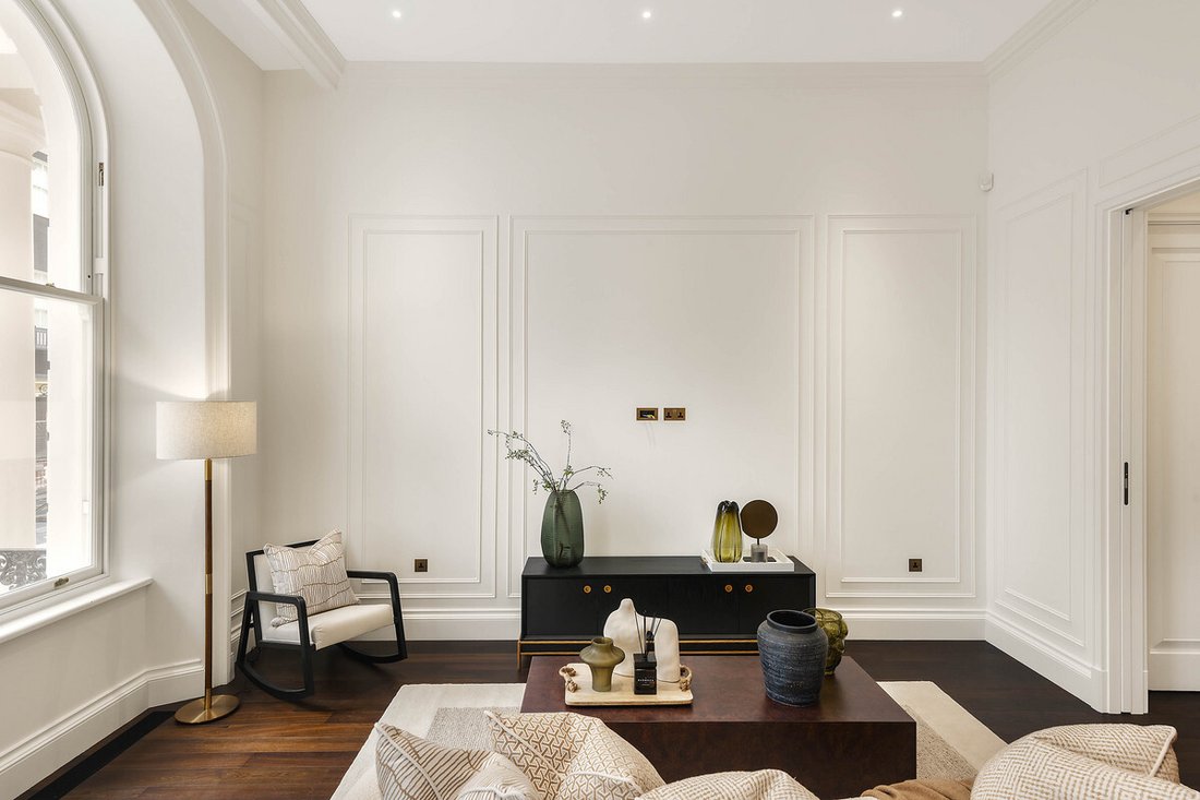 Apartment in Mayfair, Westminster, England 3 - 16584948