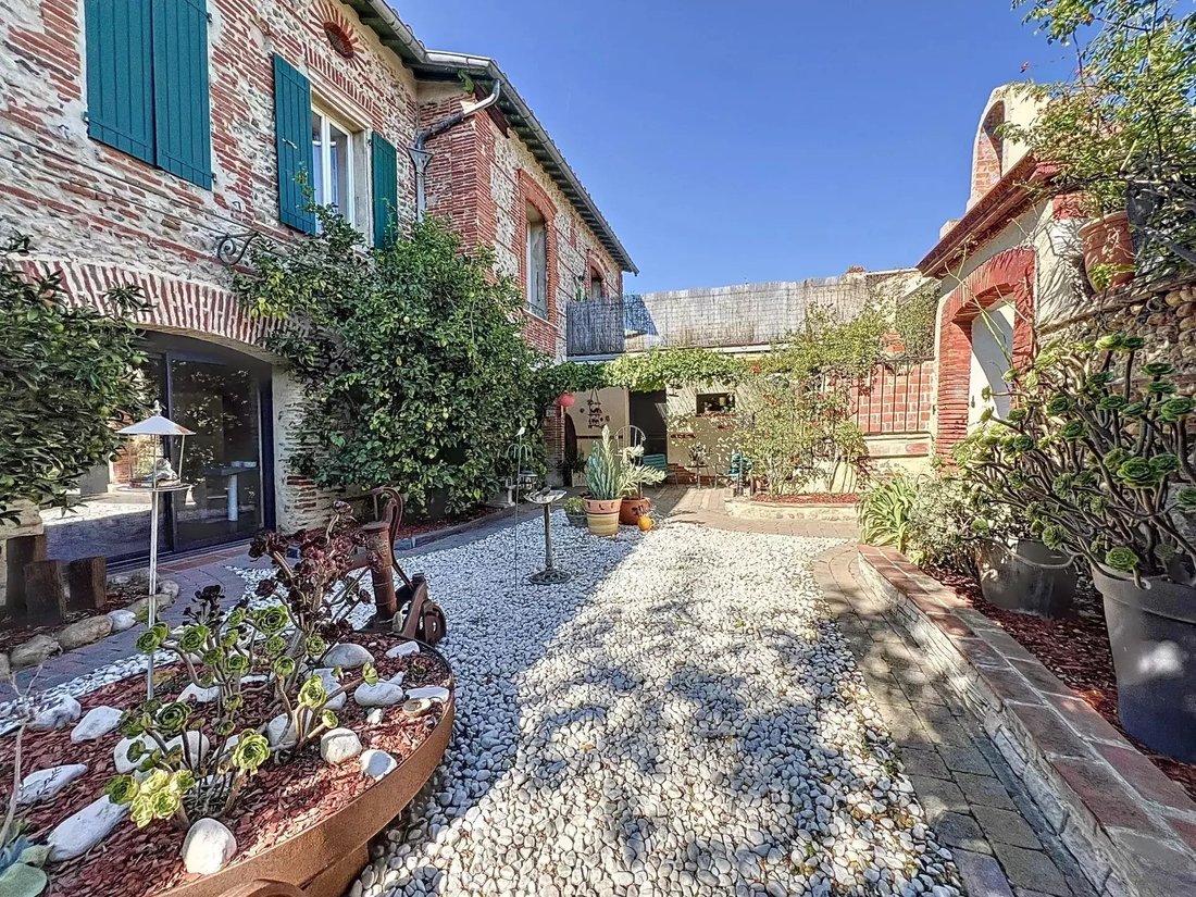 Country House in Les Remparts-Lunette, Perpignan, France 1 - 16940480