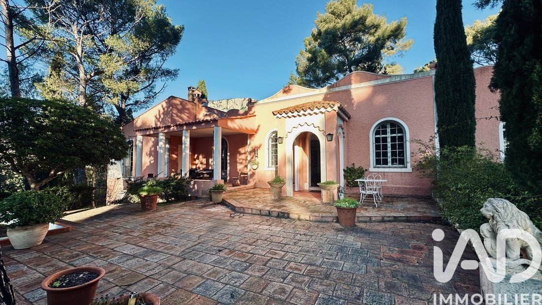House in Solliès-Toucas, Provence-Alpes-Côte d'Azur, France 2 - 16938635