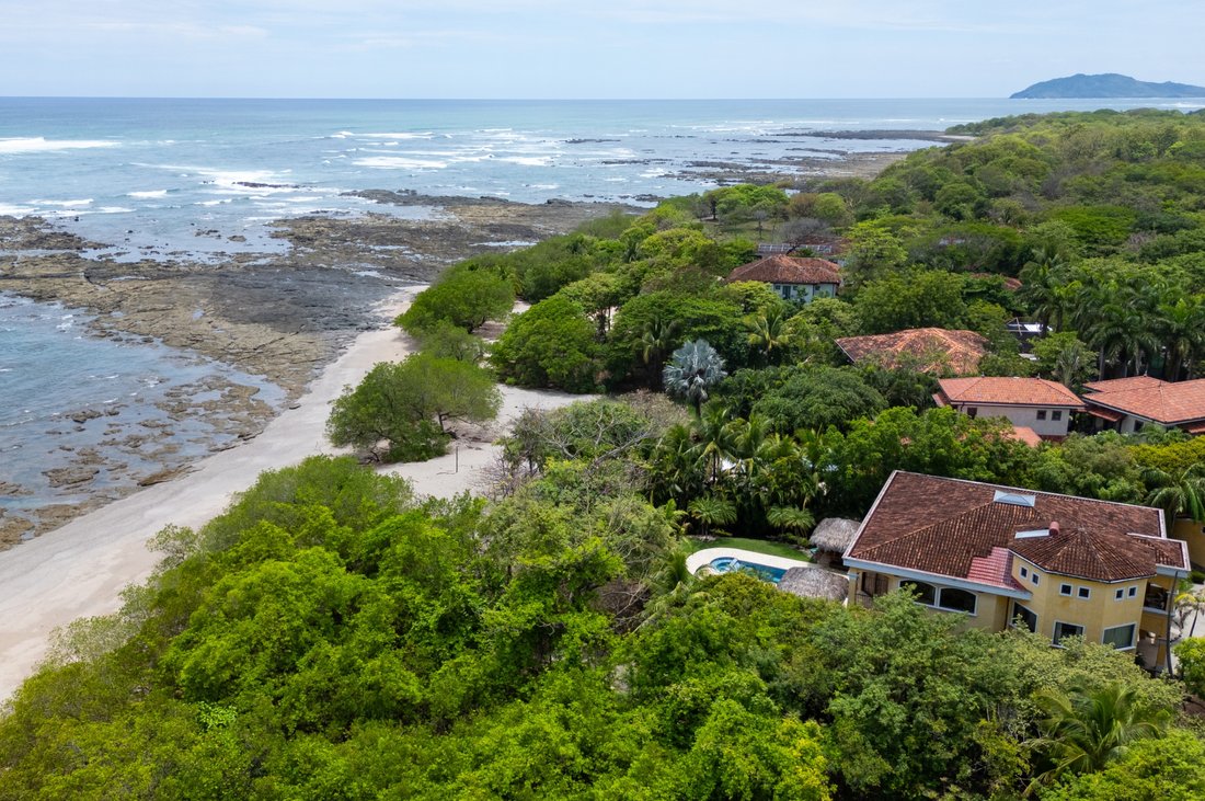 House in Playa Langosta, Guanacaste Province, Costa Rica 1 - 16940864