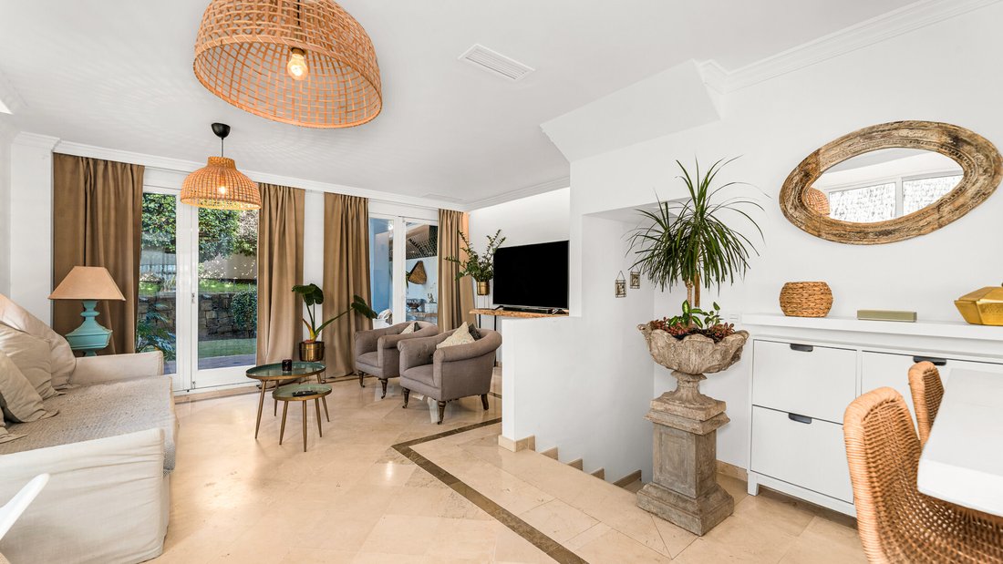 Townhouse in Nueva Andalucia, Marbella, Spain 4 - 16940073