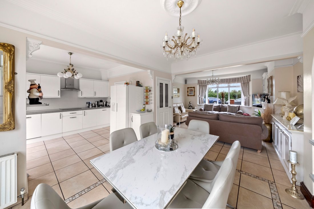 House in West Acton, Ealing, England 3 - 16939200