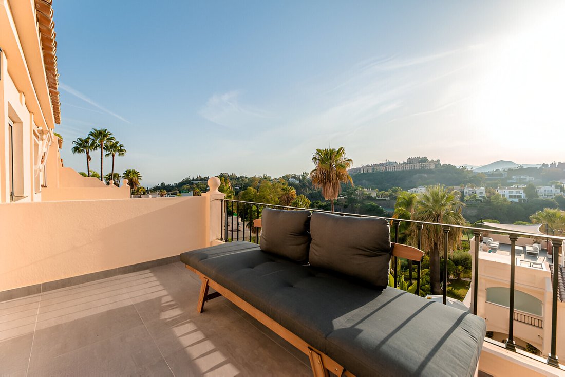 Penthouse in La Quinta, Benahavis, Andalusia 2 - 16942776