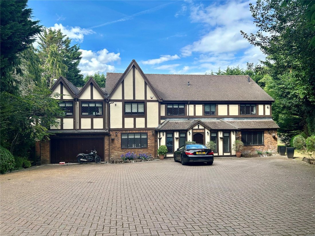 House in Bushey Heath, Hertsmere, England 1 - 16943354