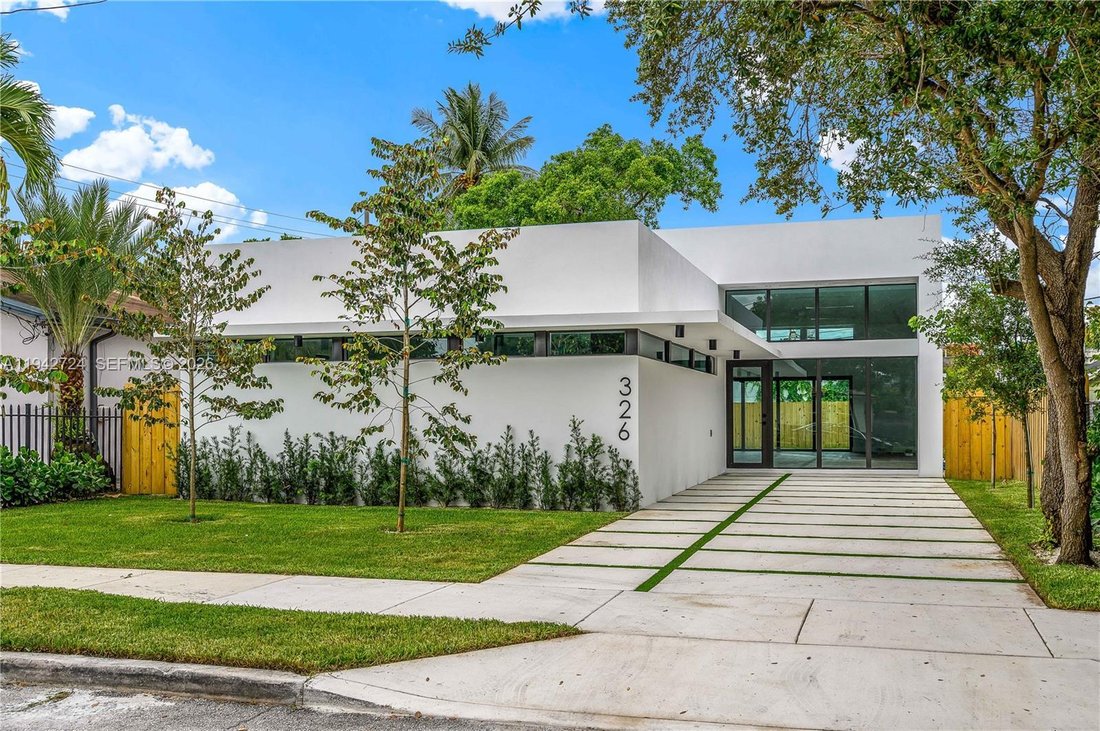 House in Miami, Florida, United States 1 - 16939288