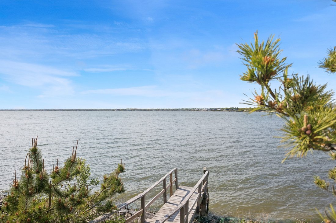 Westhampton Beach, New York, United States 4 - 16940706
