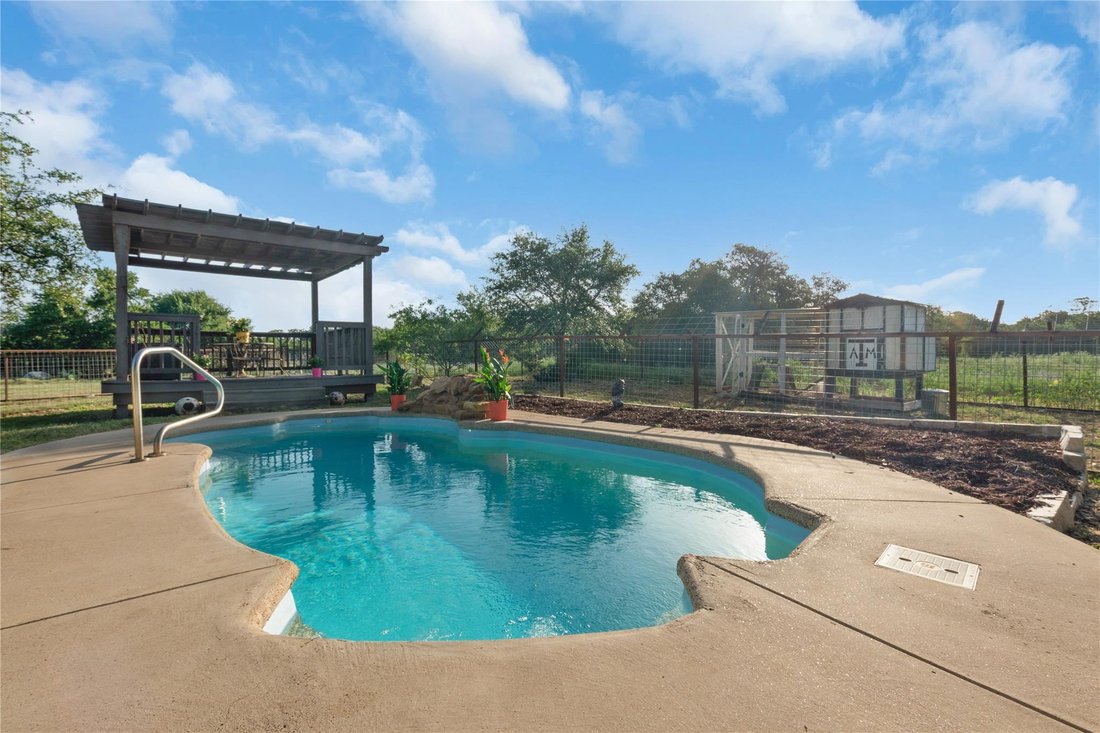 House in Burnet, Texas, United States 5 - 16939233