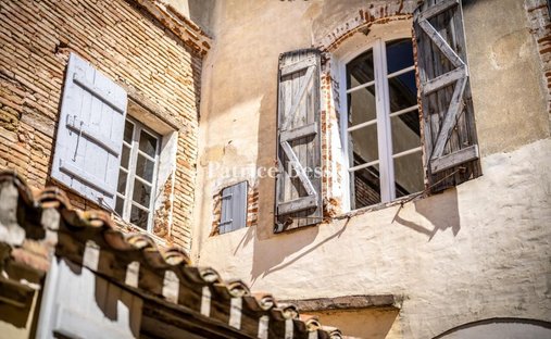 House in Centre Ville, Montauban, France 1
