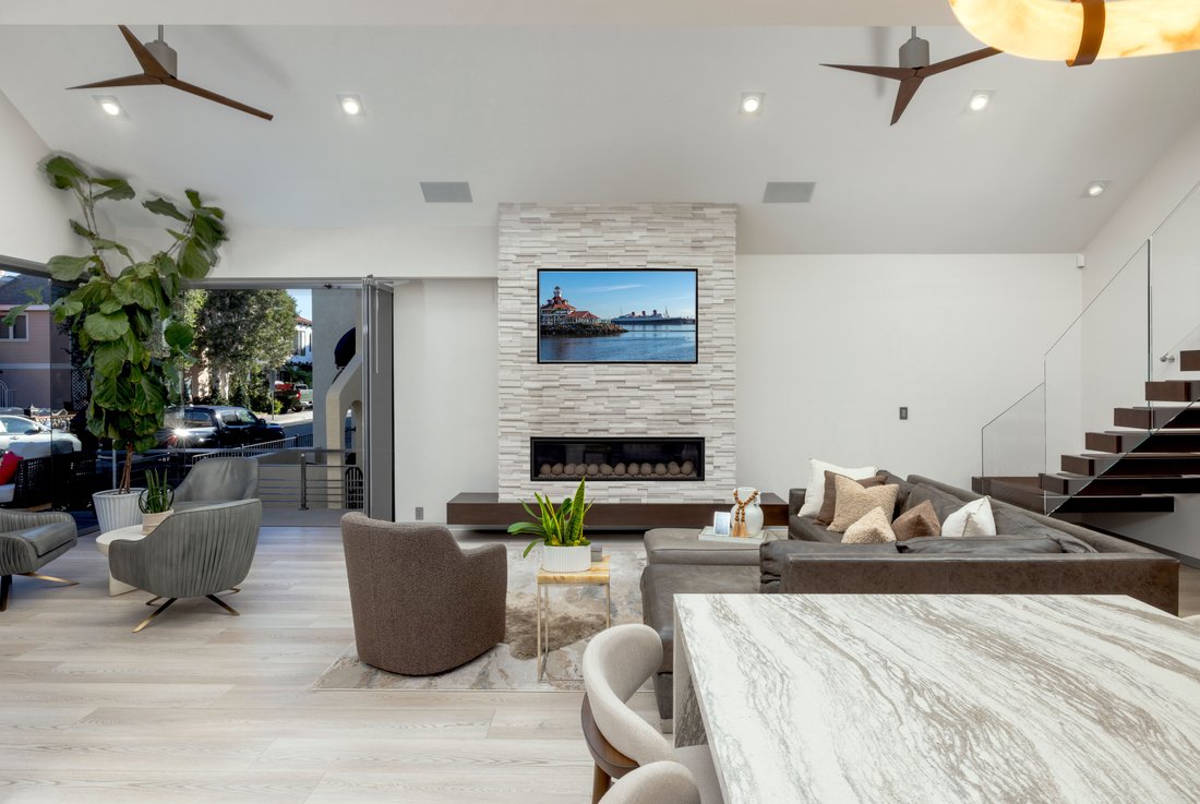 House in Signal Hill, California, United States 5 - 16938798