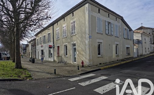 San Hilaire, Barbezieux-Saint-Hilaire, Francia 1