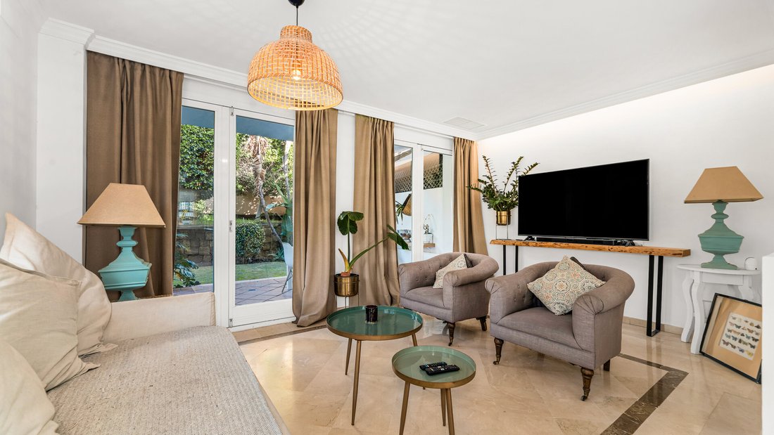 Townhouse in Nueva Andalucia, Marbella, Spain 5 - 16940073