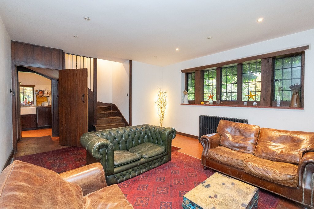 House in Dorking, England 2 - 16941631