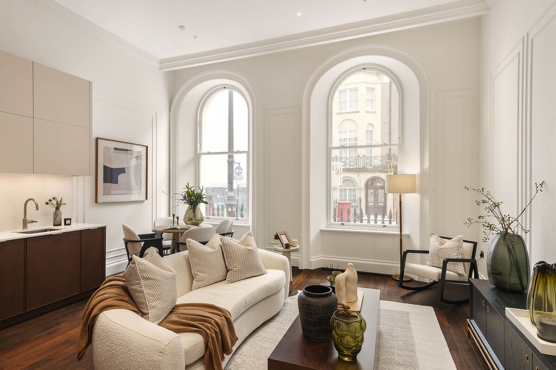 Apartment in Mayfair, Westminster, England 1 - 16584948