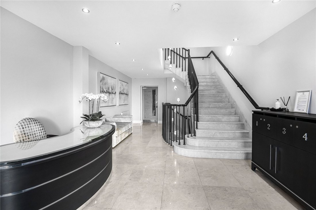 Apartment in Ferney Hill, Enfield, England 3 - 16943390