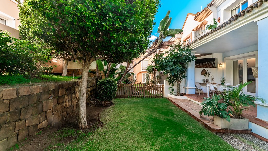 Townhouse in Nueva Andalucia, Marbella, Spain 2 - 16940073