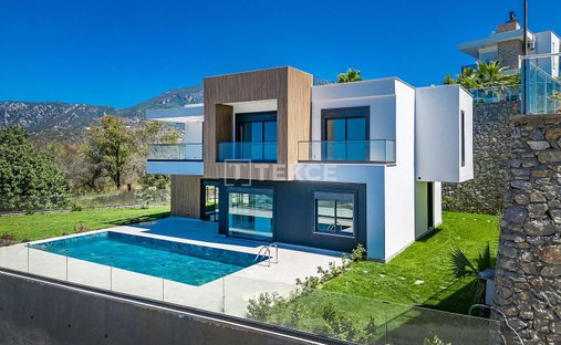 Villa in Alanya, Alanya, Turkey 1