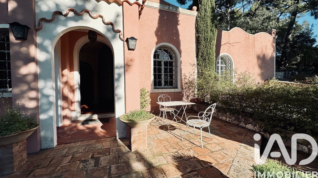 House in Solliès-Toucas, Provence-Alpes-Côte d'Azur, France 3 - 16938635