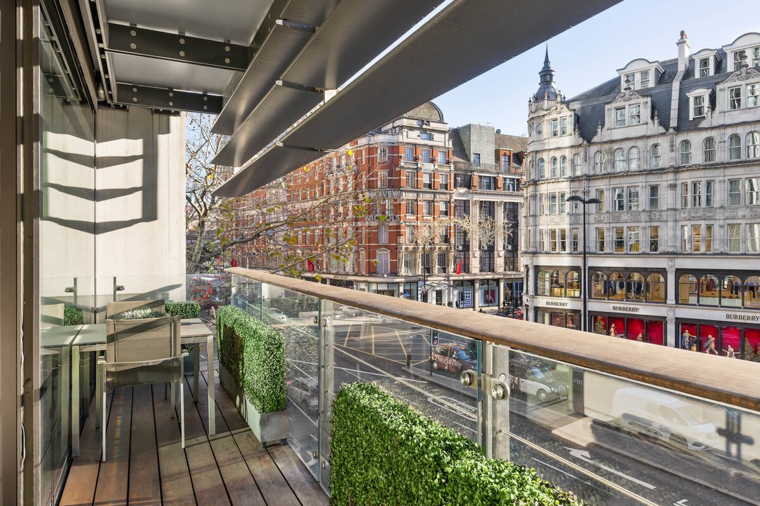 Apartment in Knightsbridge, Kensington And Chelsea, England 3 - 16881273