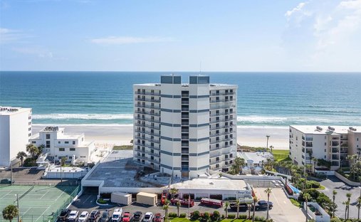 Condo in New Smyrna Beach, Florida, United States 1