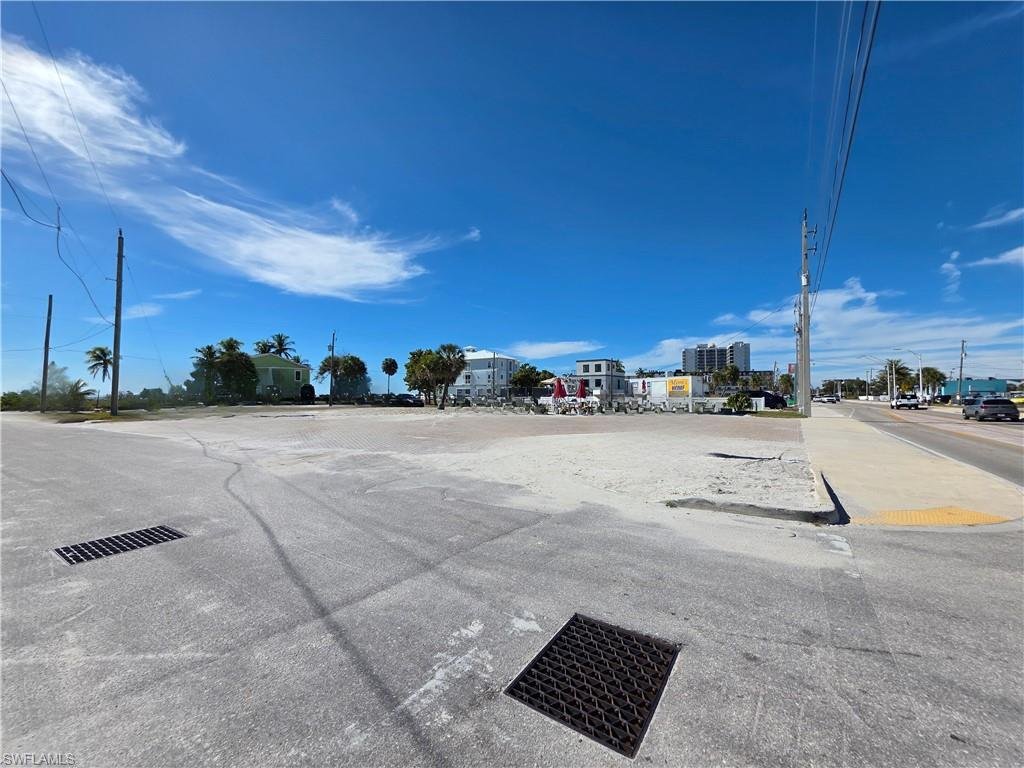 Land in Fort Myers Beach, Florida, United States 3 - 16941080