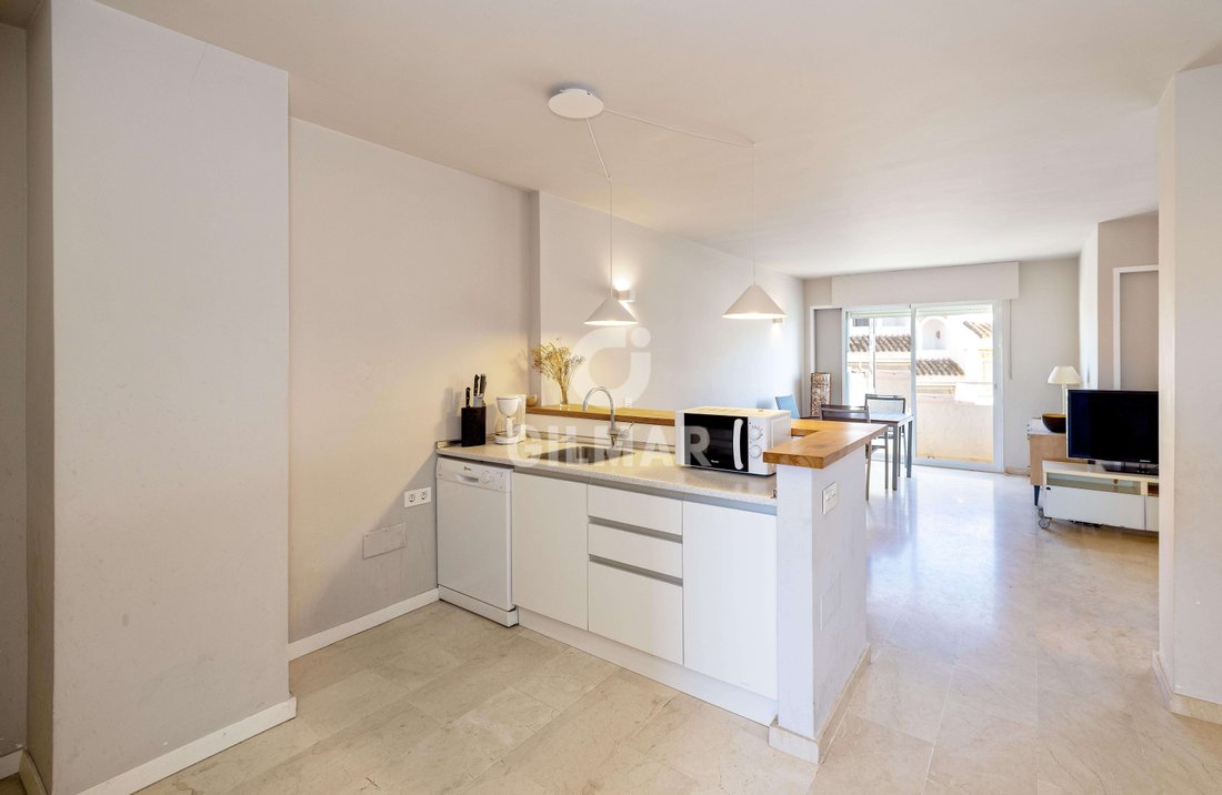 Penthouse in Elviria-Cabopino, Marbella, Spain 3 - 16940193