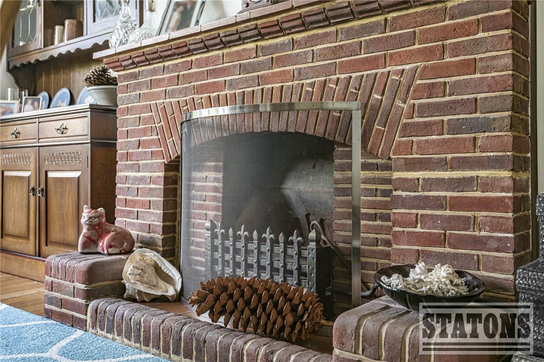 House in Barnet, England 5 - 16943243