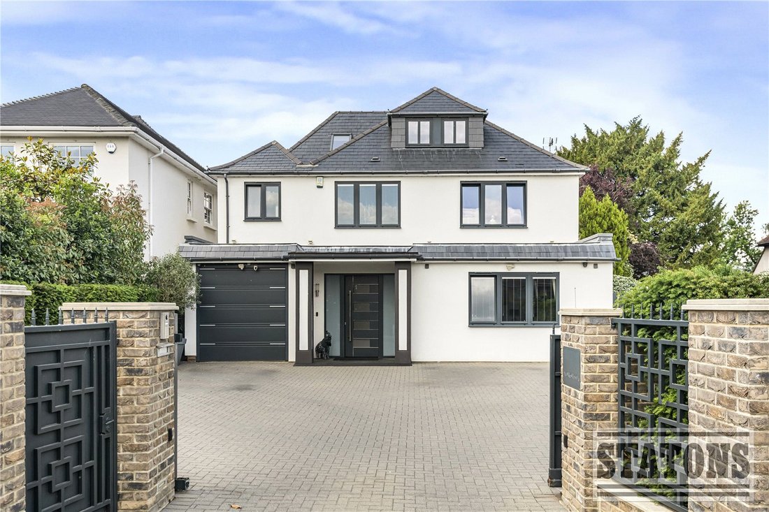 House in Ferney Hill, Enfield, England 2 - 16942881